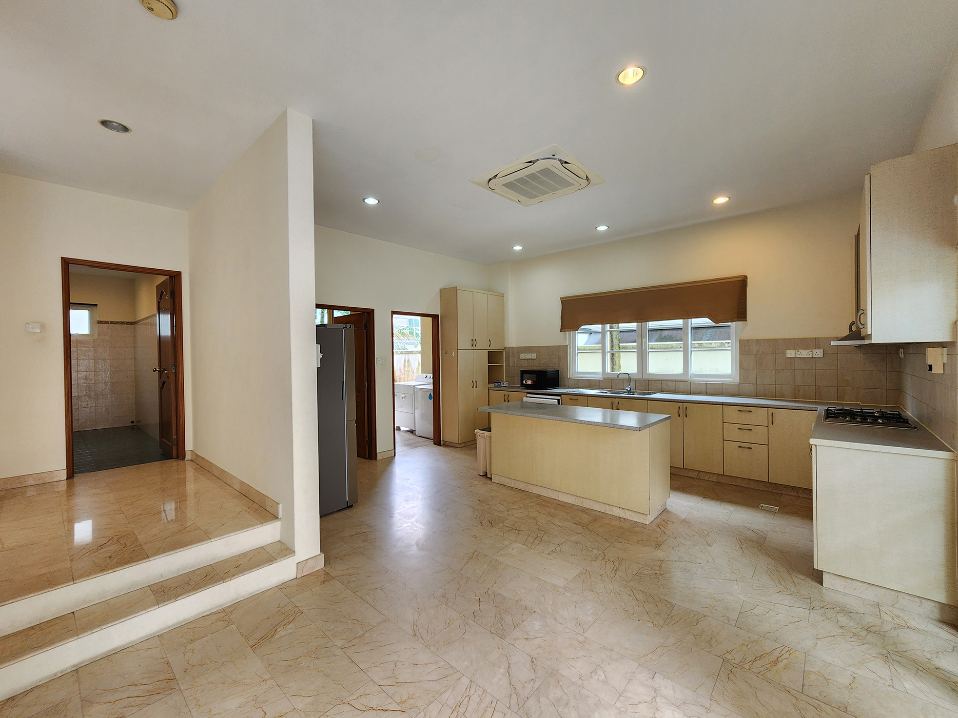 4 Oakwood Grove