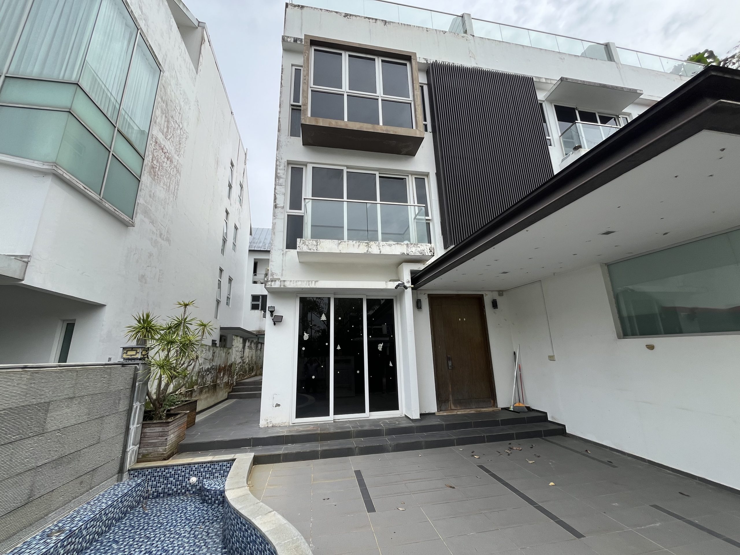 Shoreline Residences II